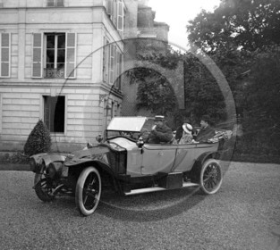 AU 3612 Renault ancetre .jpg