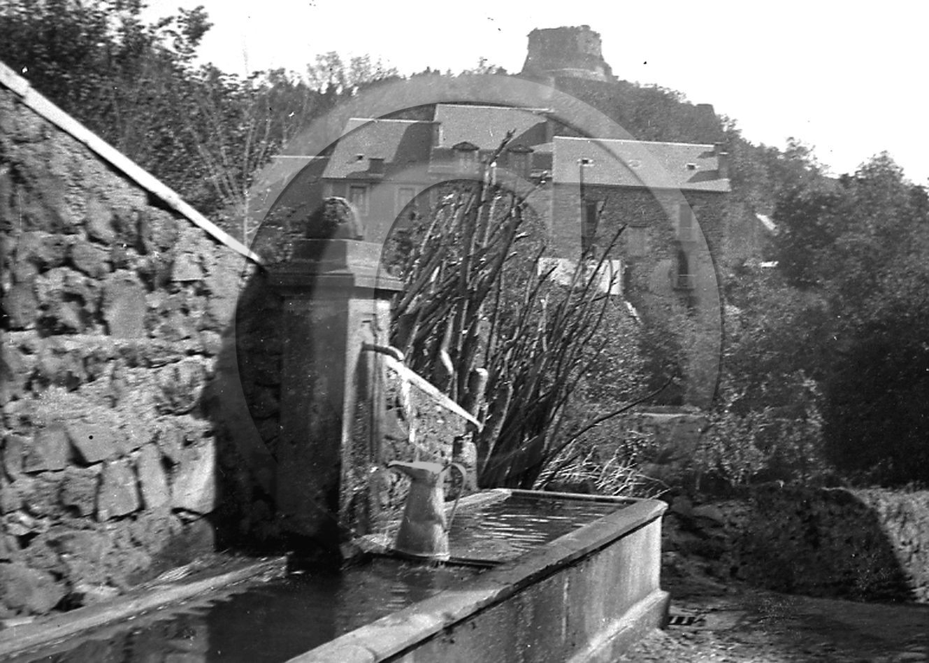 ag 334  Murol  dpt 63.jpg