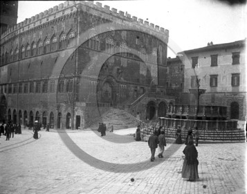 Perouse fontaine de     Italie .jpg