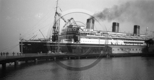 BA 1288 paquebot atlantique.jpg