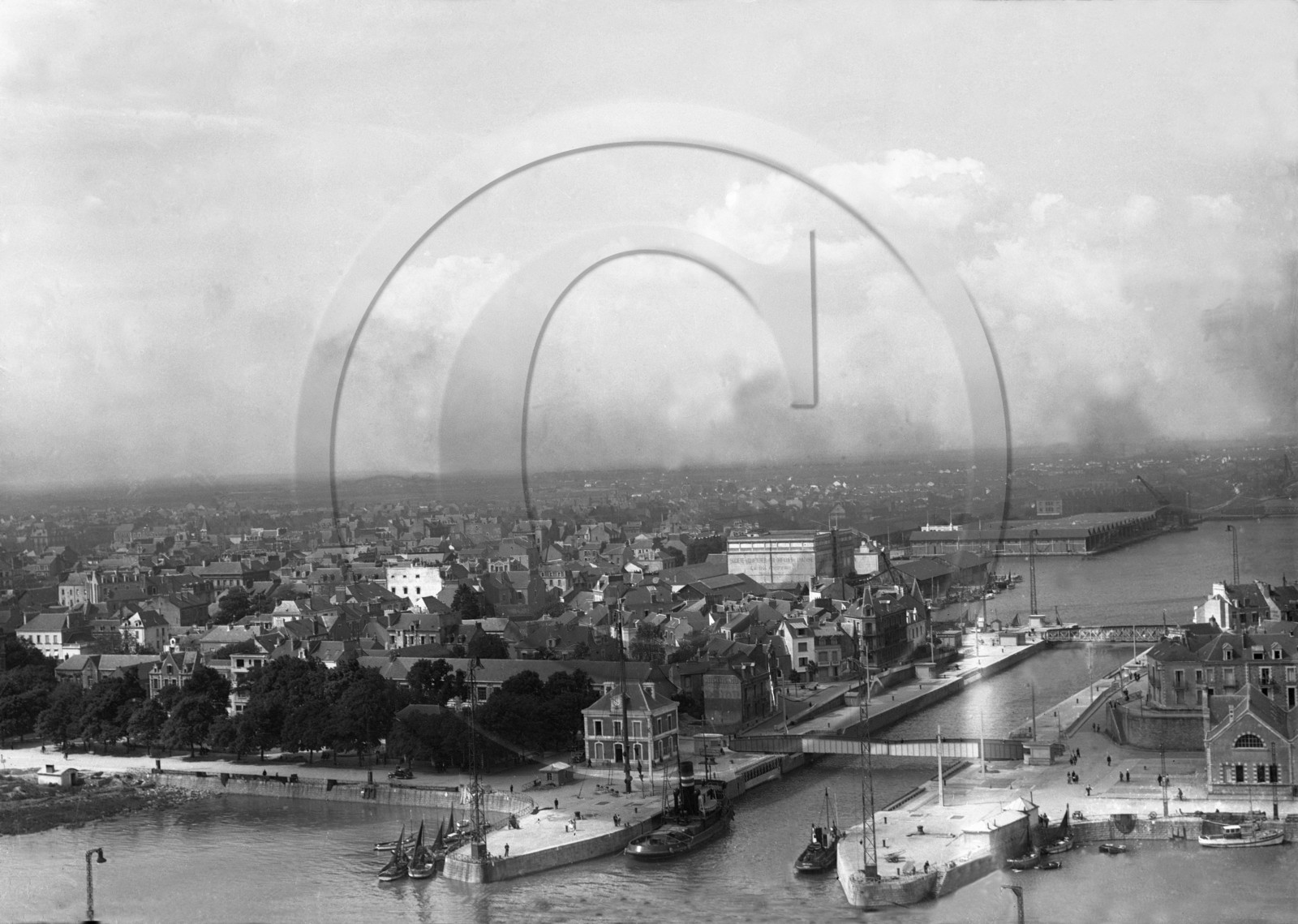 vi  1730  st Nazaire le port  dpt 44 .jpg