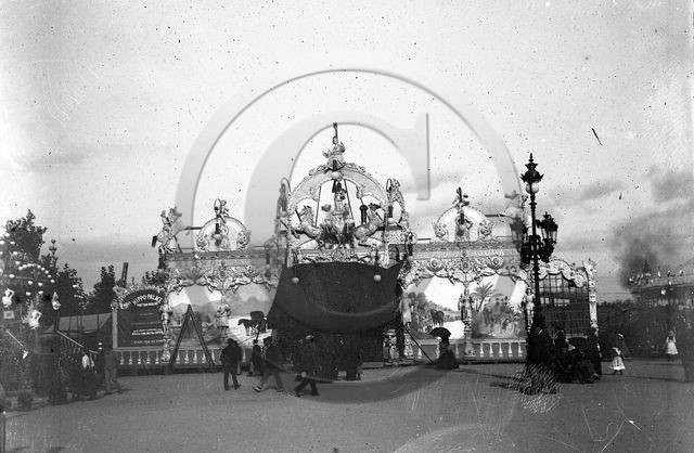 FO-CIRQUE  41 Hippo Palace foire Bordeaux   .jpg