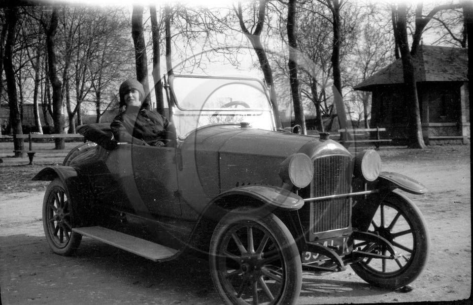 AU 2190 Peugeot  .jpg