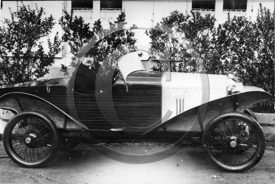 AU 2390 amilcar .jpg