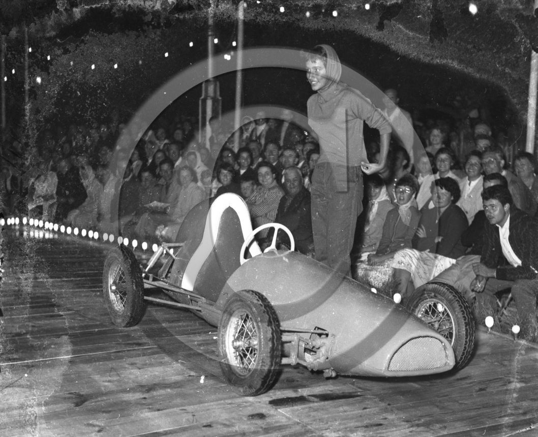 concours elegance apres guerre