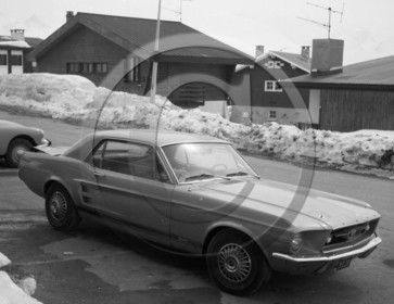 AU 489 Ford mustang coupe 1967 .jpg