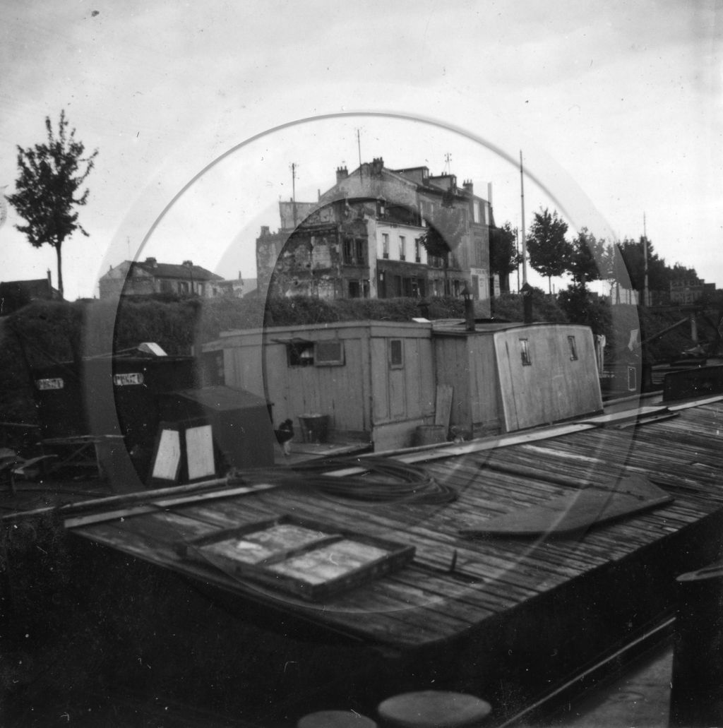 BA  page 80 - 7- Paris Conflans en péniche.jpg