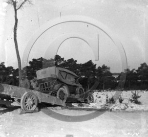 vi  1858 voiture sur plateau serie guerre de 14-18  serie dpt 80 et 54.jpg