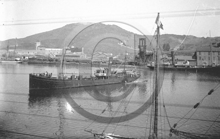 vi  1033 port vendres.jpg