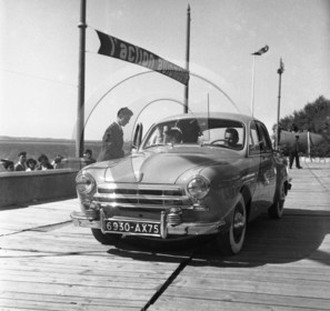 AUCE 159 Renault fregate .jpg