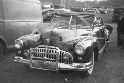 AU 2285 Buick convertible 1946 .jpg