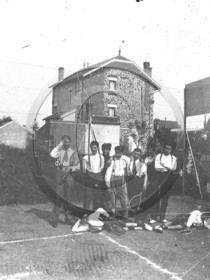 SL 326 groupe avec raquettes tennis .jpg