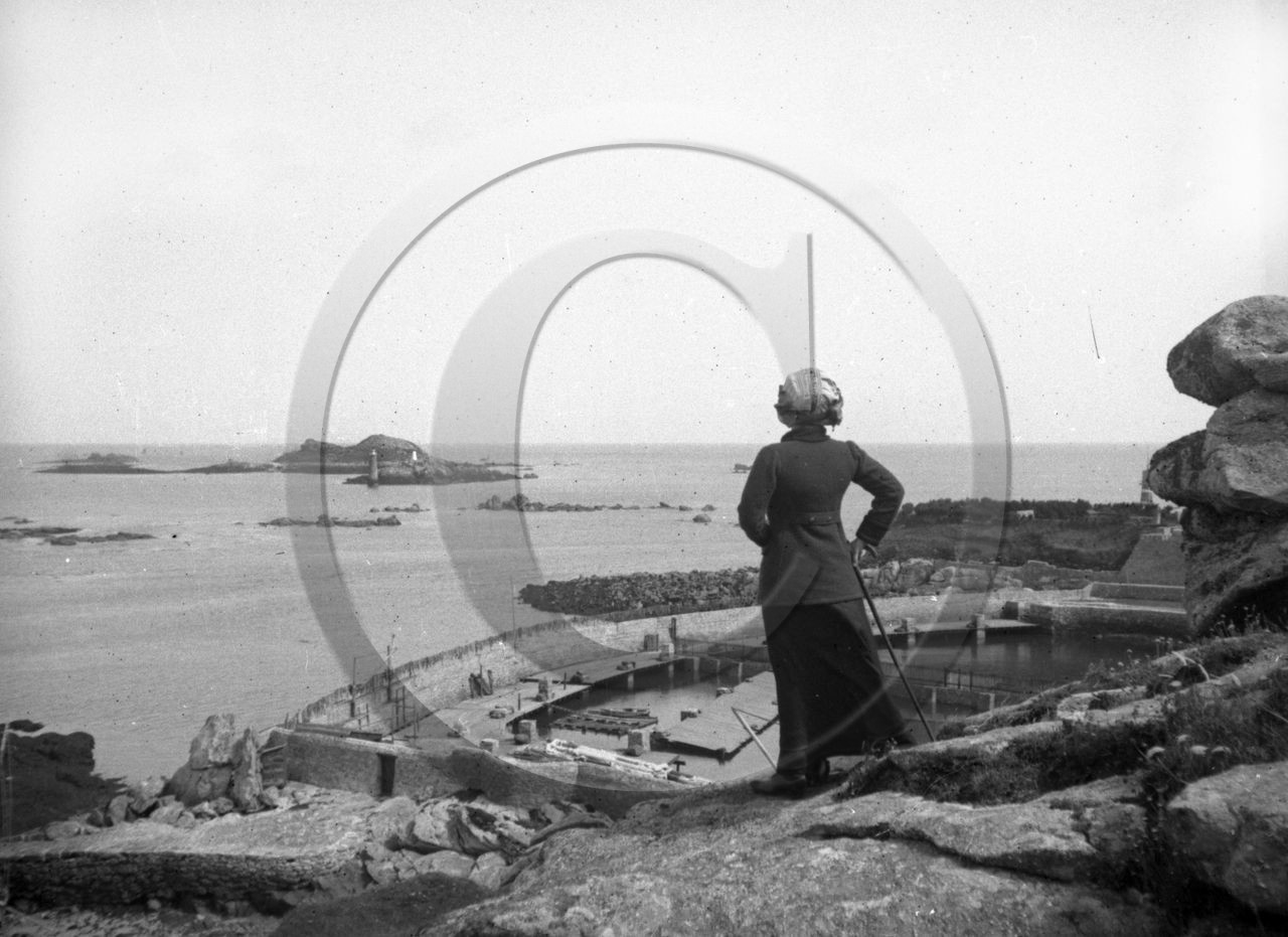 BA 663  Roscoff viviers à crustacés dpt 29  .jpg