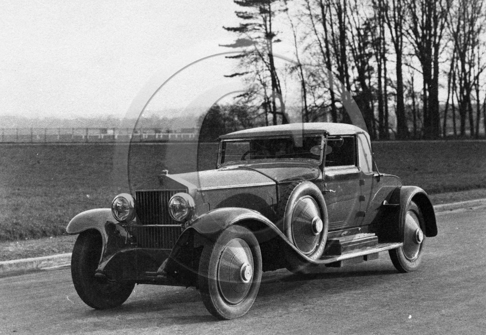 AU 1535 Rolls Royce  d'apres photo .jpg