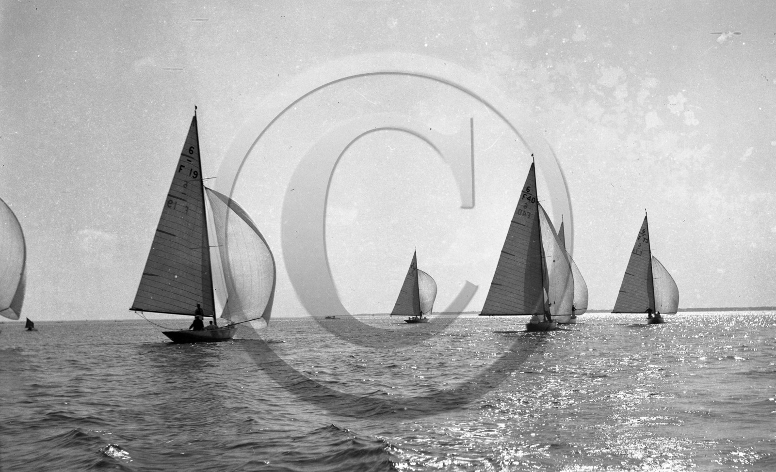 arc 1071Arcachon regate de 6 M .jpg