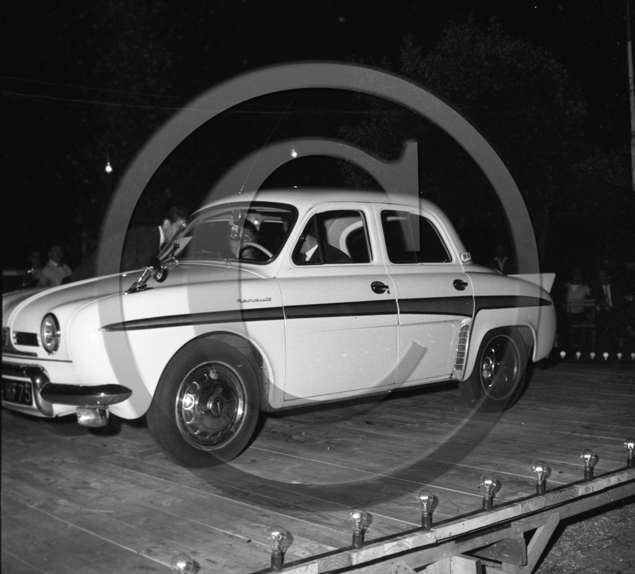 concours elegance apres guerre