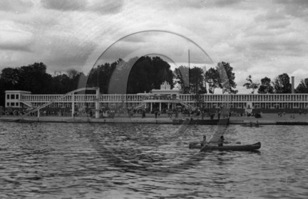 BA 1382   24x36 boite en rouleau .jpg