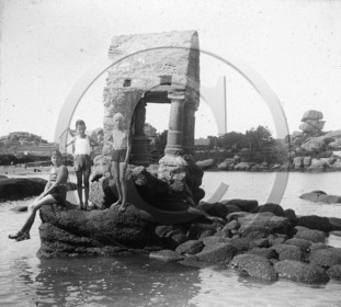 VI  285 ploumanach.jpg