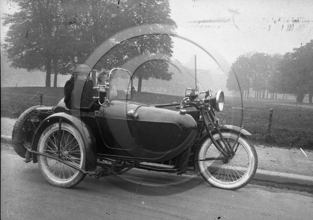 MOV 77  moto side a identifier .jpg