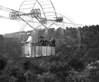 SL 301 telepherique a ciel ouvert  Espagne St Sebastien .jpg