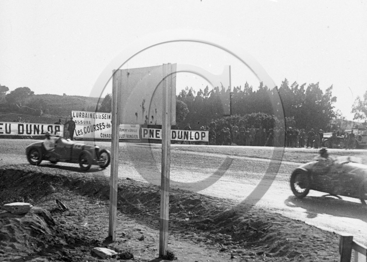 AUC 60 Staouli 1929 Devaud et Cloitre sur Amilcar .jpg
