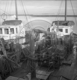 arc 3995 chalutier mat brisé 23-2-1964.jpg