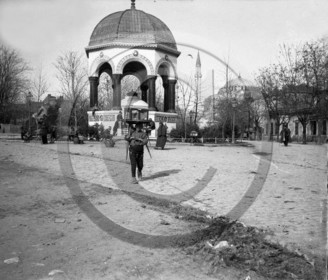 Istambul fontaine     Turquie .jpg