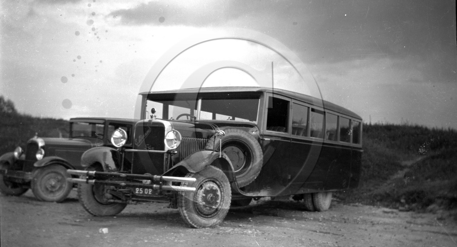 AUU 440 autocar Bernard.jpg