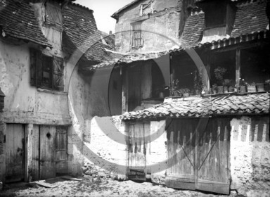 AG 664 cour de ferme  .jpg