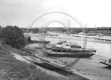 arc 1096 pinasse port de Gujan.jpg