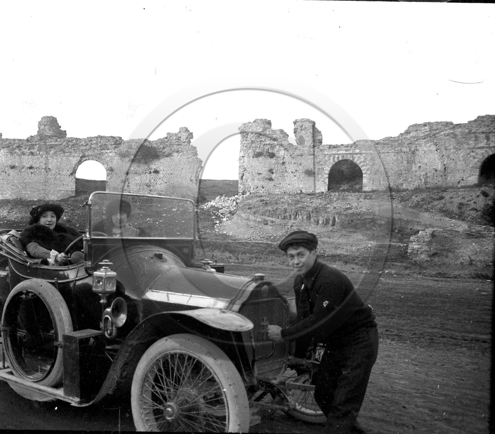 AU 893  Lorraine .jpg