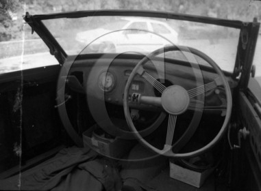 AU 4045  Delage. sortie de grange  .jpg