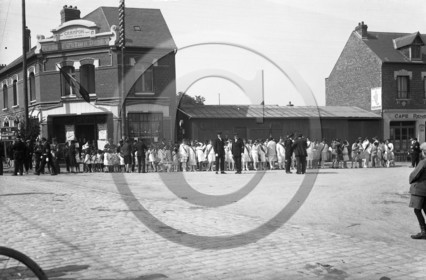 vi  888 Ham carrefour d' Eppeville  28 mai 1928 dpt 80 .jpg