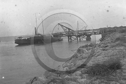 vi  244 embarcadère pointe de Graves  débarcadère du bateau de Royan.jpg