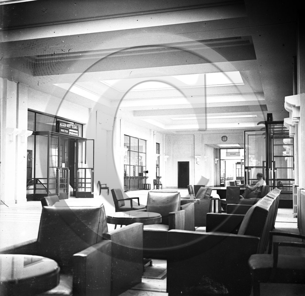 BA 907 gare maritime du mole d escale le bureau de poste  le Verdon 1935 dpt 33.jpg