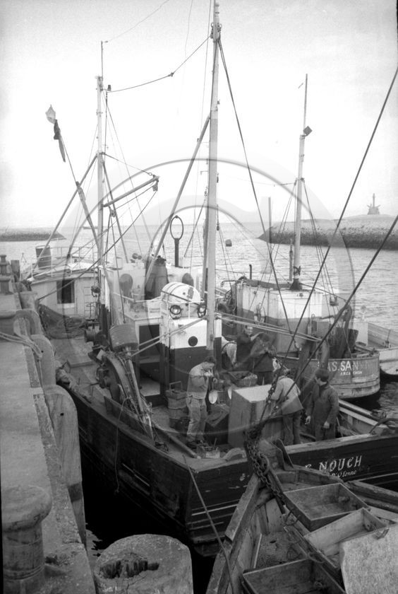 Arcachon -3 décembre 1968 chalutier  Nouch des Sables d'Olonne - 2-.jpg