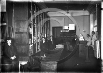 Treves magasin central des cooperatives generales  armee du Rhin  salle des chaussures   Allemagne.jpg