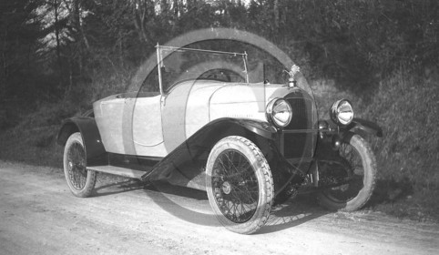 AU 2195 Peugeot .jpg