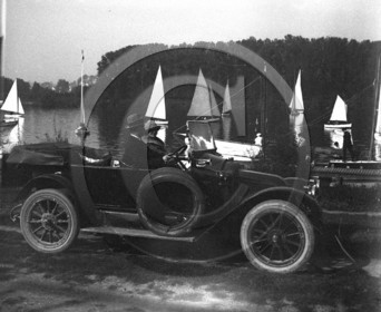 AU 4103 ancetre .jpg