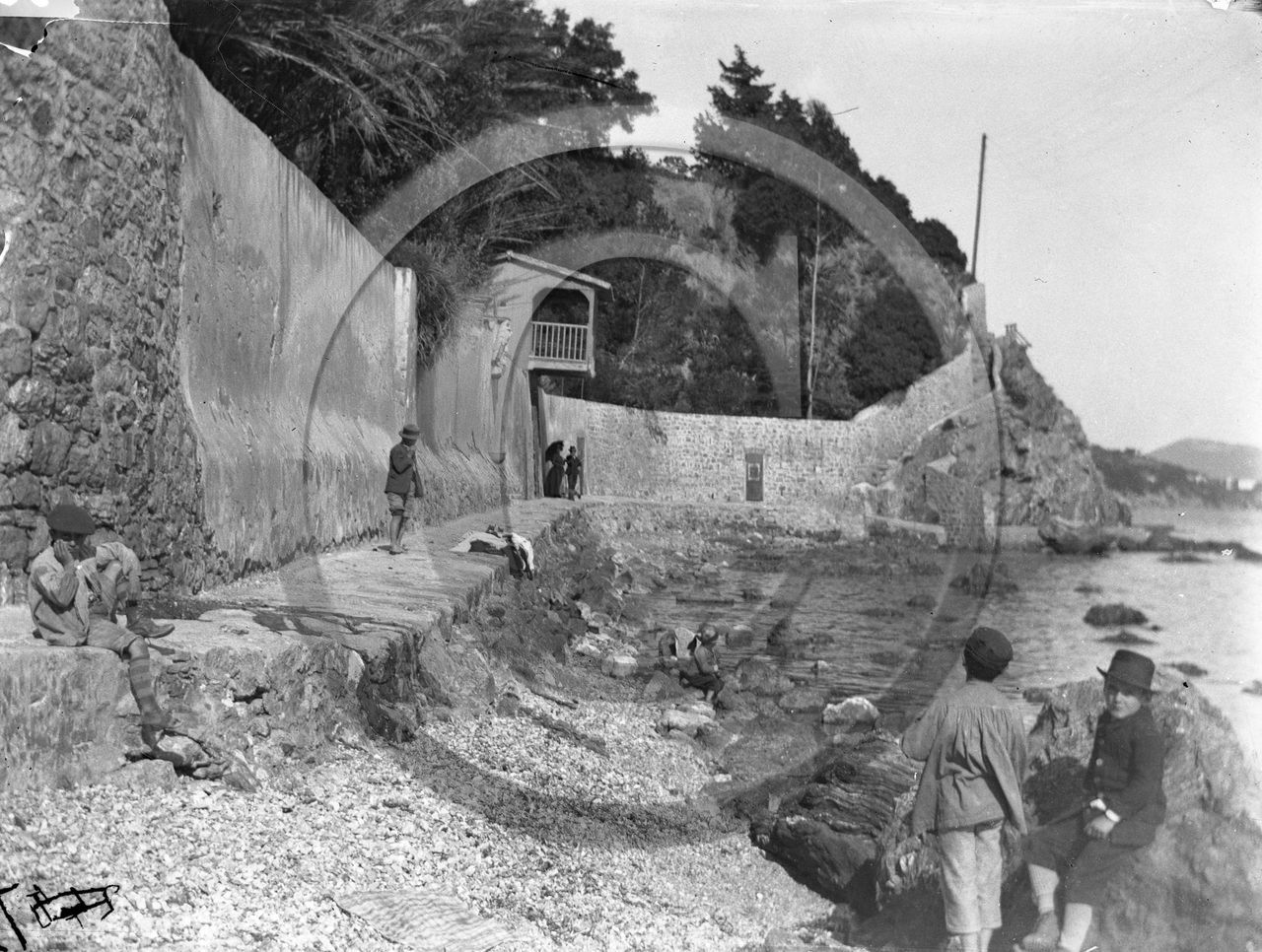 vi  1029 environ de toulon.jpg