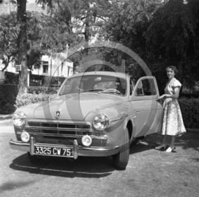 AUCE 213 Renault fregate .jpg