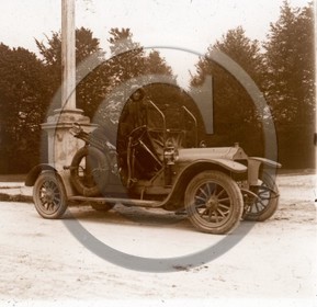 AU 4342 ancetre a identifier .jpg