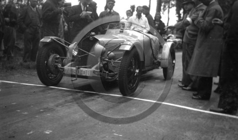 AUC 160 Lombard  .jpg