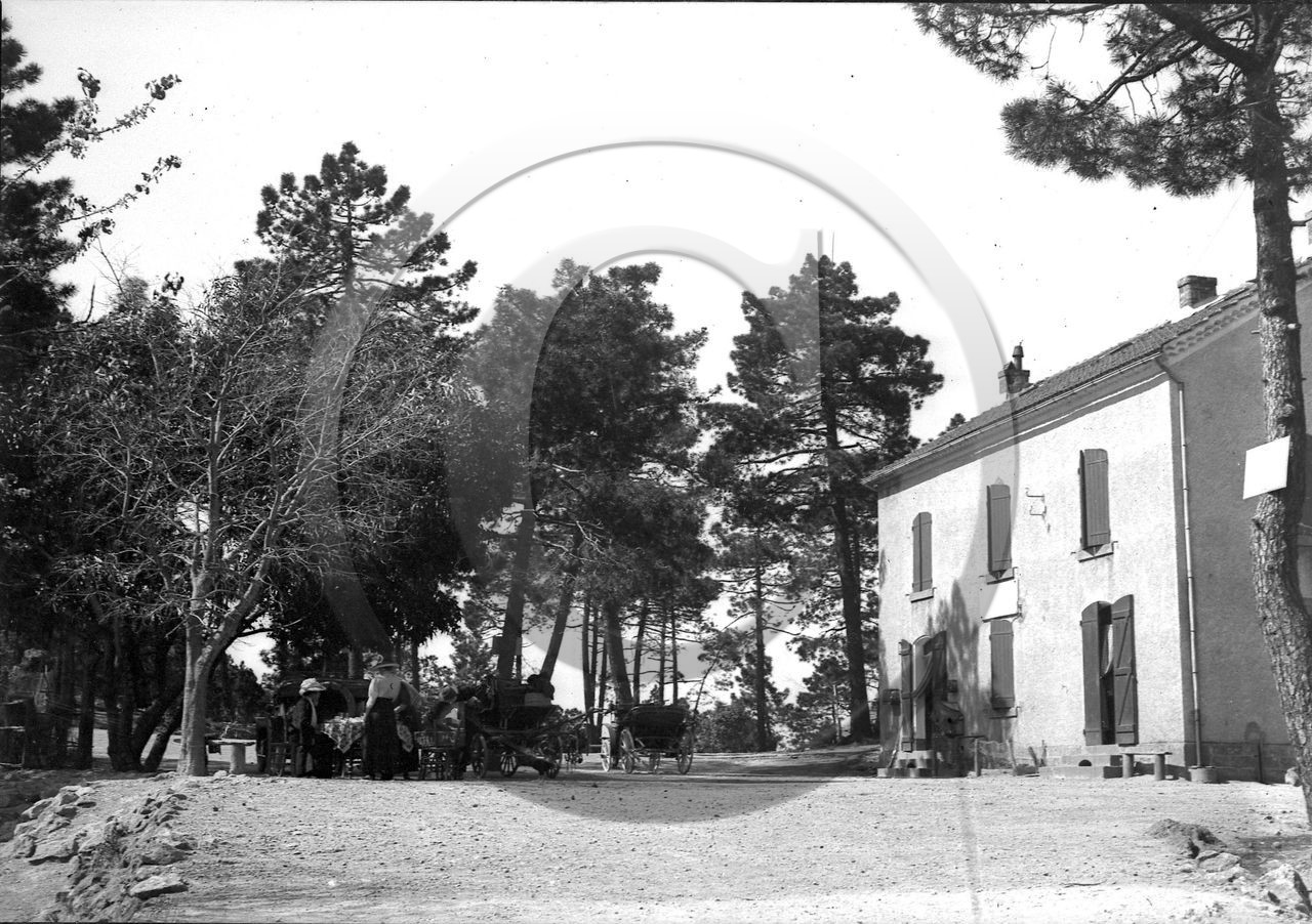 vi  1204 Asnelles  Arromanches Port en Bessin dpt 14 .jpg