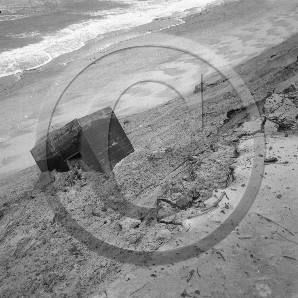 pochette tempete et blockhaus septembre 62  .3.jpg