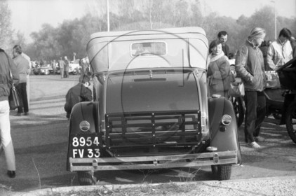 AU 1027 Ford roaster 1931 .jpg