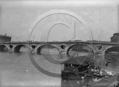 BA 326  bateau lavoir .jpg.jpg