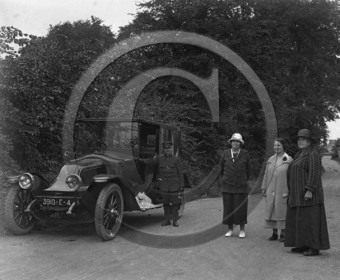 AU 3939 ancetre .jpg