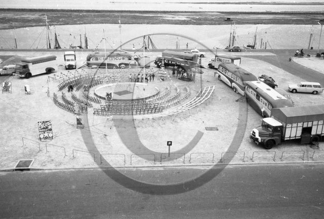 FO-CIRQUE  125 cirque en palc Arcachon .jpg
