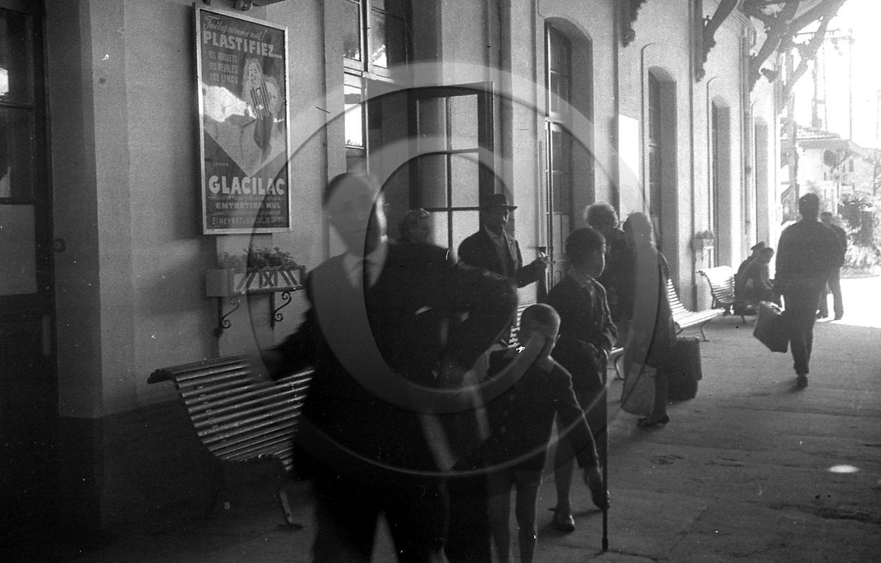 ARC 3689 dernier train mars 1966 la gare.jpg